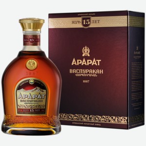 Коньяк Арарат Васпуракан 15 лет 0,5 л в подарочной упаковке