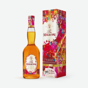 Кальвадос Пэр Маглуар V.S.O.P. Пэи д Ож п/у с бокалом, 40%, 0.7л, Франция