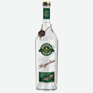 Водка Зелёная марка Кедровая 1 л