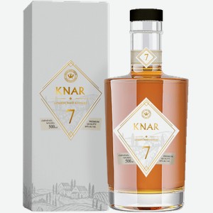 Коньяк Knar Brandy 7 y.o. в подарочной упаковке 0.5л